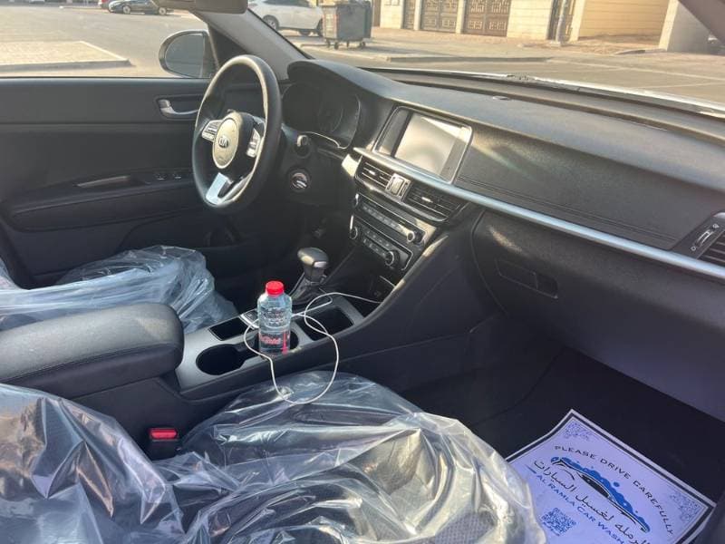 2020 Kia Optima thumbnail 7