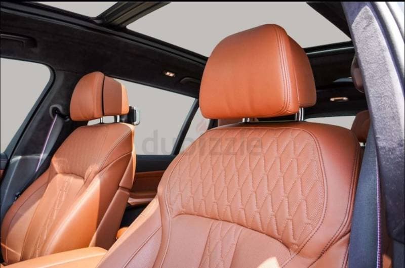 2024 BMW X7 thumbnail 9