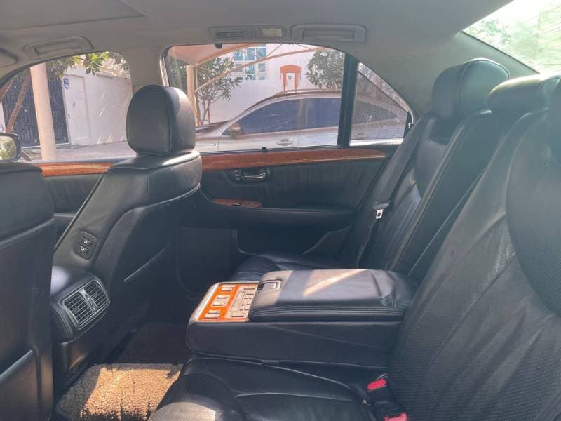 2003 Lexus LS 430 thumbnail 5