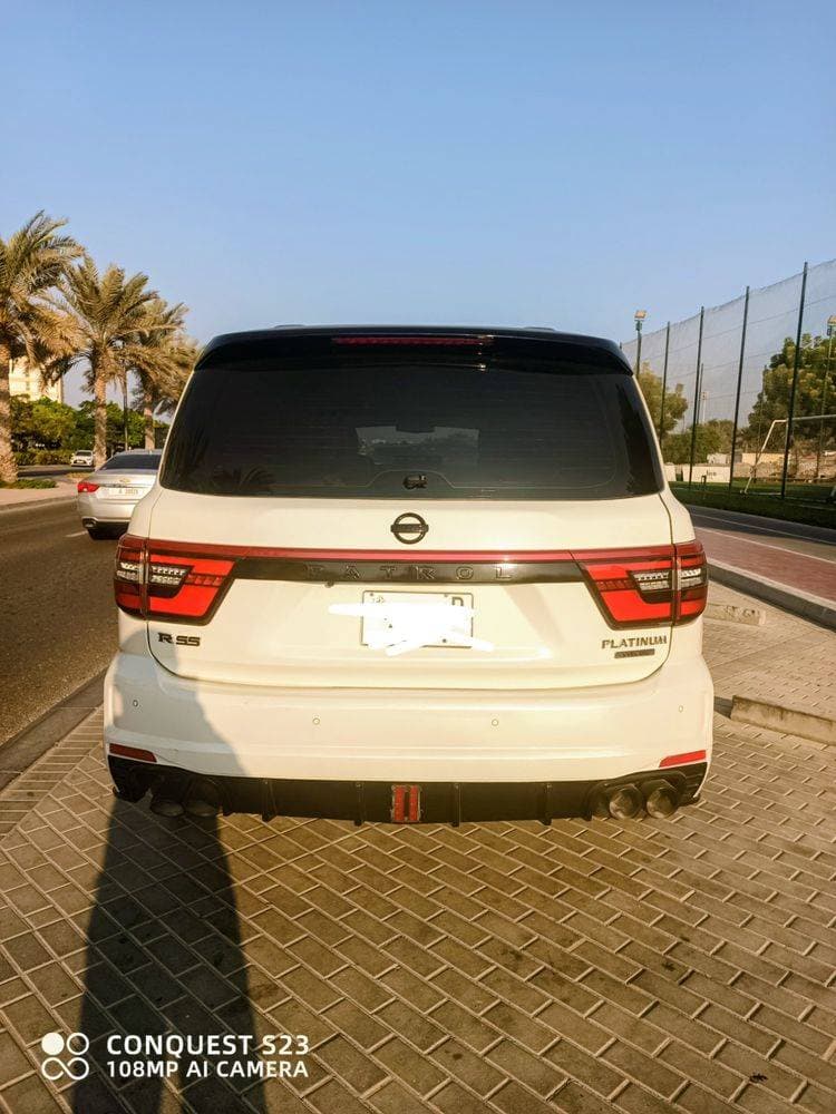 2012 Nissan Patrol thumbnail 3