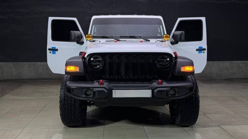 2020 Jeep Wrangler thumbnail 3