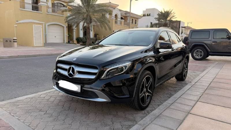 2016 Mercedes-Benz GLA thumbnail 3