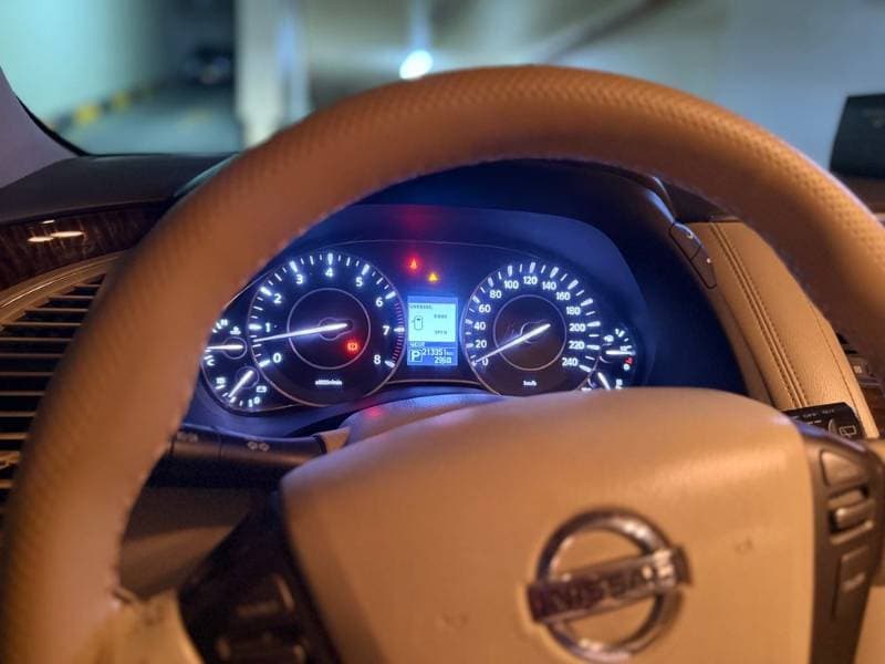 2014 Nissan Patrol thumbnail 8