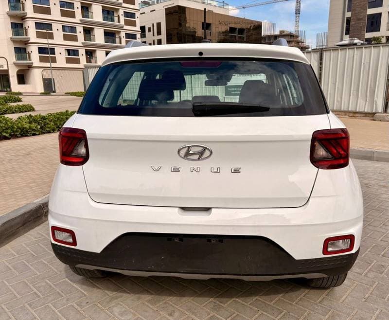 2025 Hyundai Venue thumbnail 5