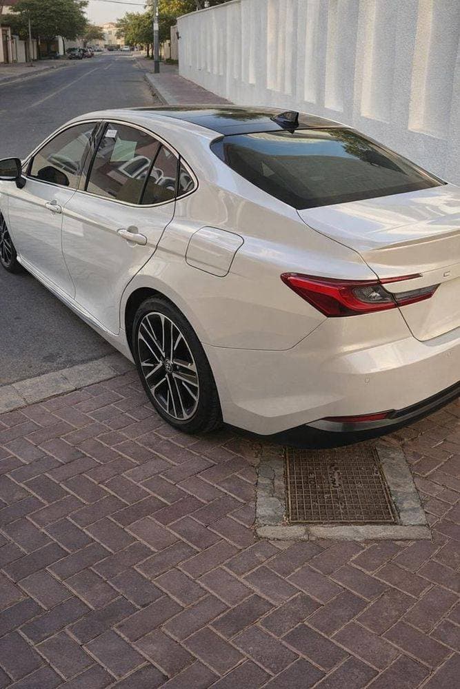 2025 Toyota Camry thumbnail 5