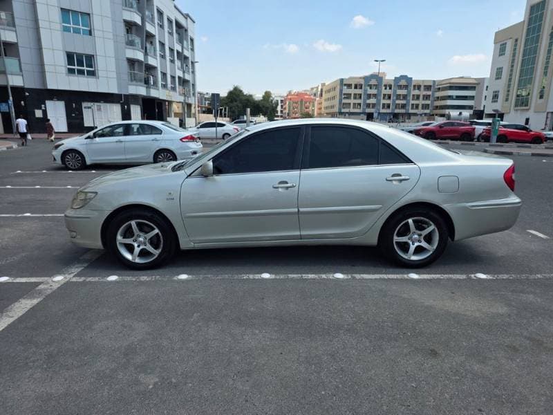 2004 Toyota Camry thumbnail 4