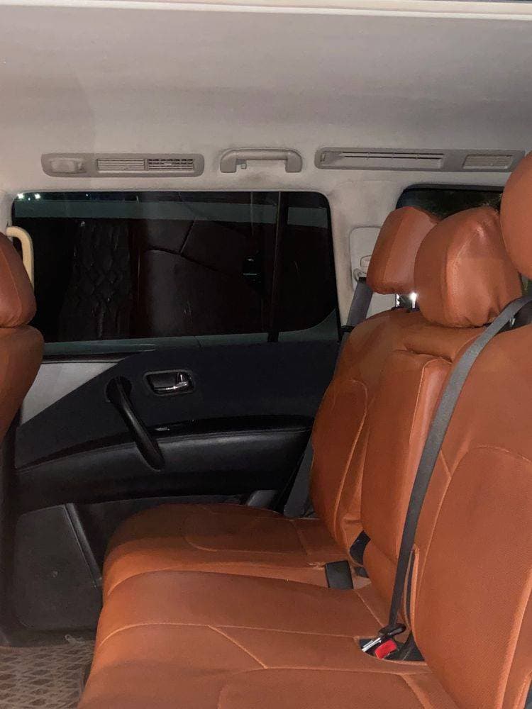 2018 Nissan Patrol thumbnail 4