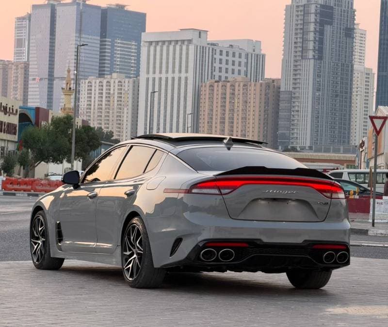 2022 Kia Stinger thumbnail 3