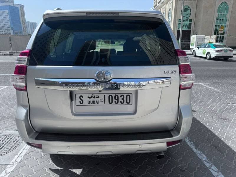 2016 Toyota Land Cruiser Prado thumbnail 2