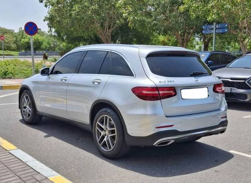 2016 Mercedes-Benz GLC 250 thumbnail 6