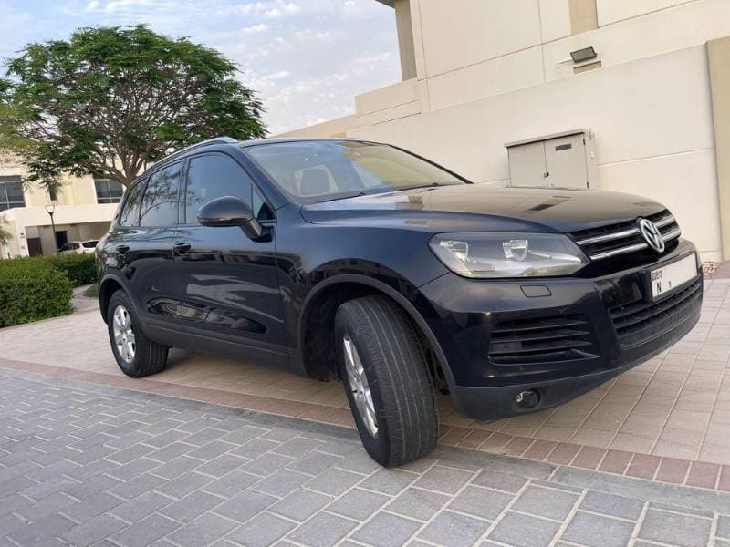 2012 Volkswagen Touareg thumbnail 2