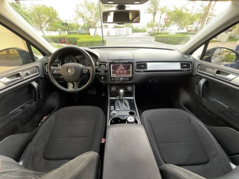 2012 Volkswagen Touareg thumbnail 6