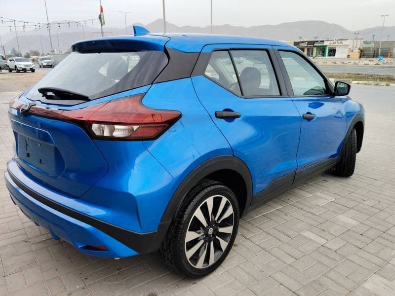 2025 Nissan Kicks