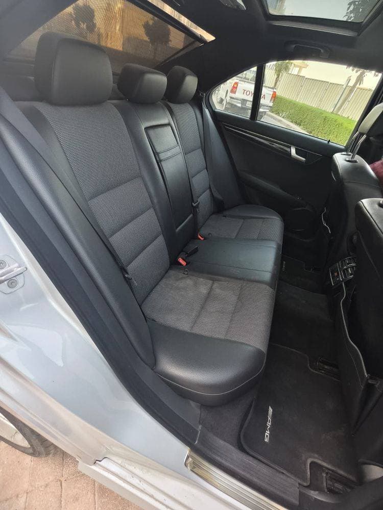 2012 Mercedes-Benz C-Class thumbnail 3