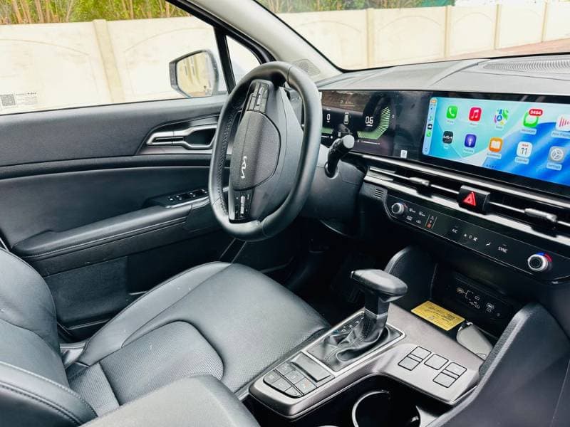2026 Kia Sportage thumbnail 8
