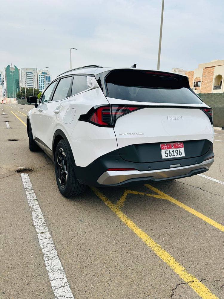 2026 Kia Sportage thumbnail 7