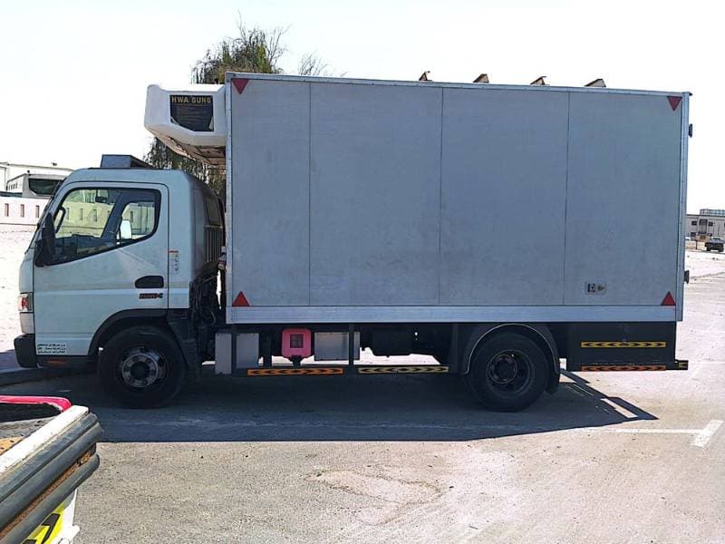 2021 Mitsubishi Canter thumbnail 7