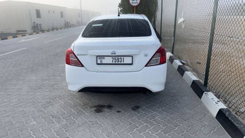 2020 Nissan Sunny thumbnail 2