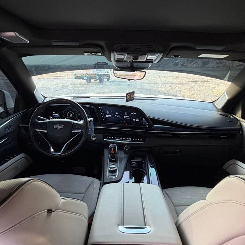 2022 Cadillac ESCALADE thumbnail 5