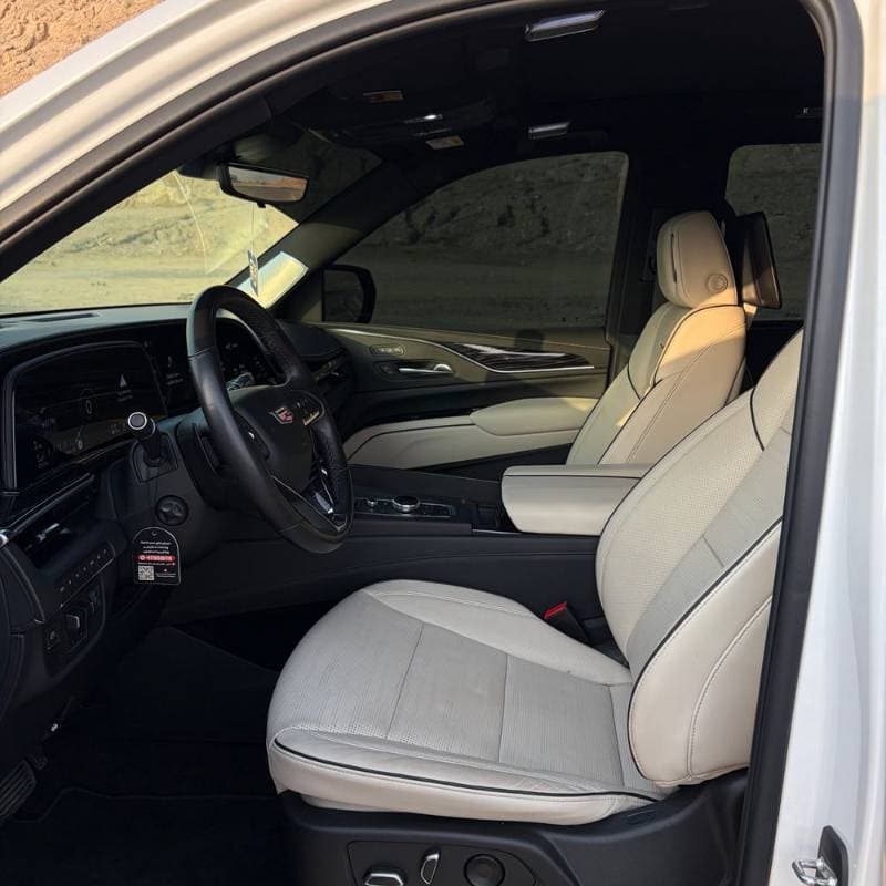 2022 Cadillac ESCALADE thumbnail 7