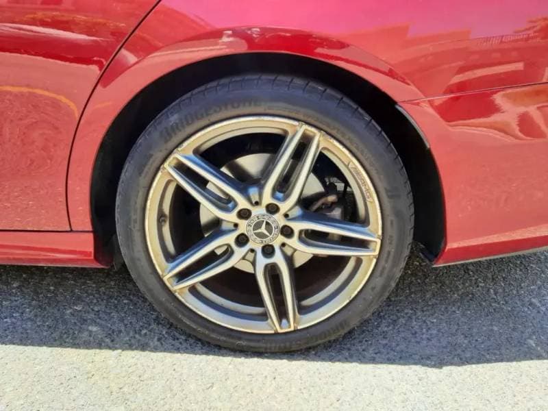 2019 Mercedes-Benz E-Class Saloon thumbnail 9
