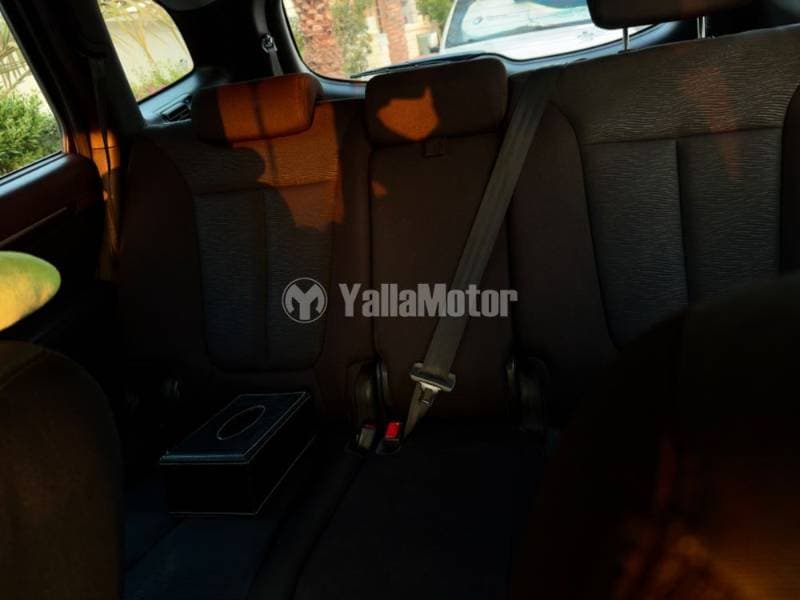 2012 Hyundai Santa Fe thumbnail 2