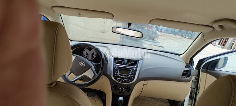 2013 Hyundai Accent thumbnail 5
