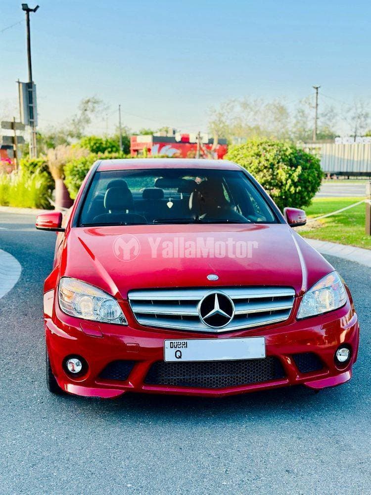 2011 Mercedes-Benz C-Class thumbnail 2