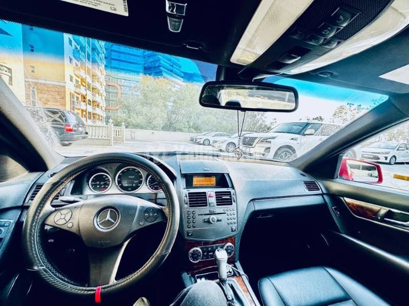 2011 Mercedes-Benz C-Class thumbnail 5