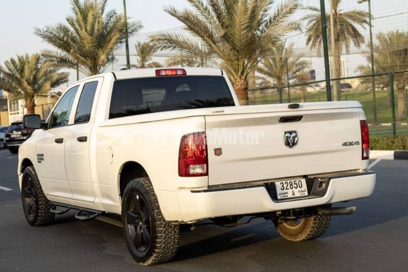 2020 Dodge Ram 1500 thumbnail 4