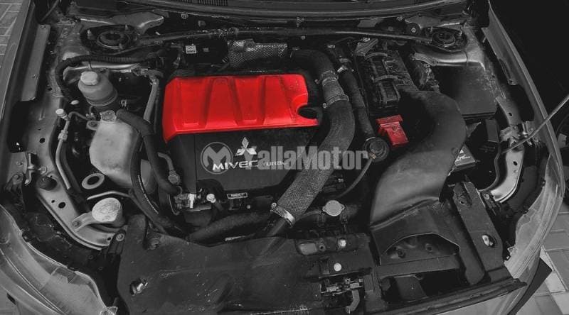 2014 Mitsubishi Lancer Evolution thumbnail 2