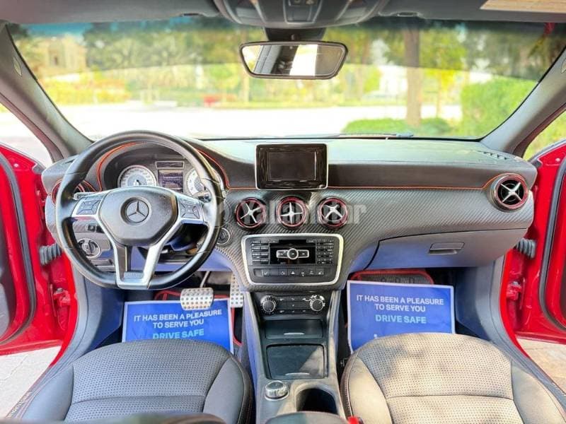 2013 Mercedes-Benz A 45 AMG thumbnail 4