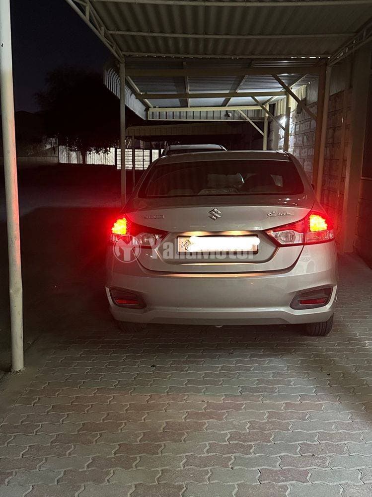 2017 Suzuki Ciaz thumbnail 2