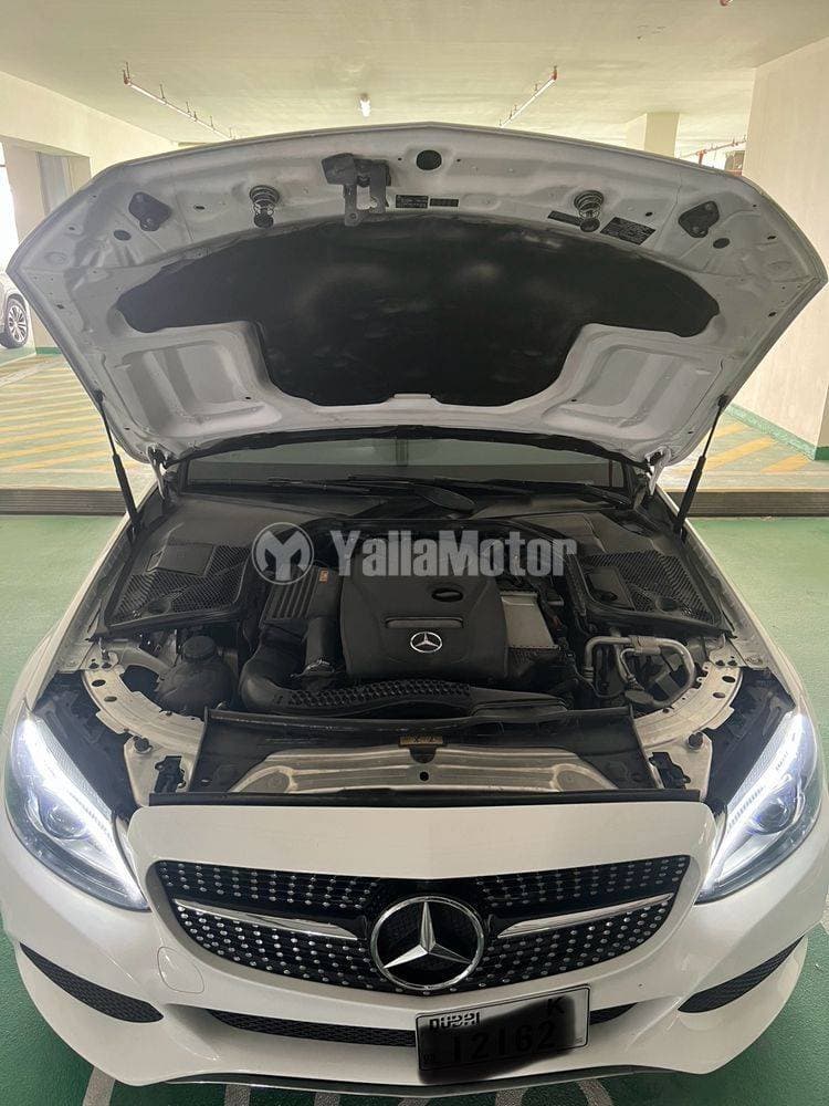 2018 Mercedes-Benz C-Class thumbnail 3