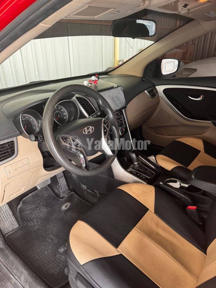 2014 Hyundai Elantra thumbnail 3