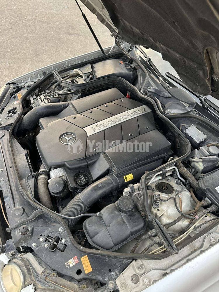 2003 Mercedes-Benz E-Class Saloon thumbnail 5