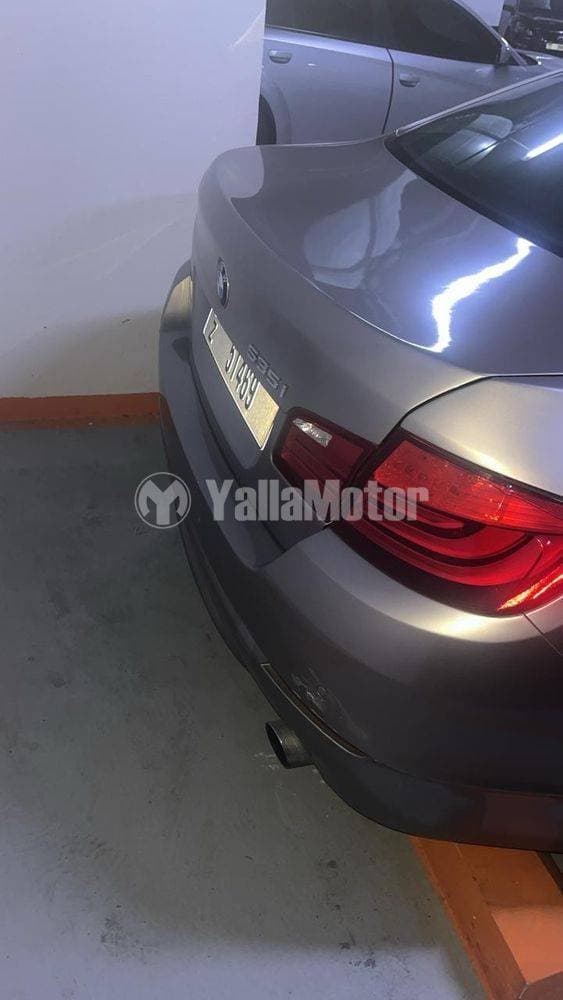 2012 BMW 5 Series Sedan thumbnail 4