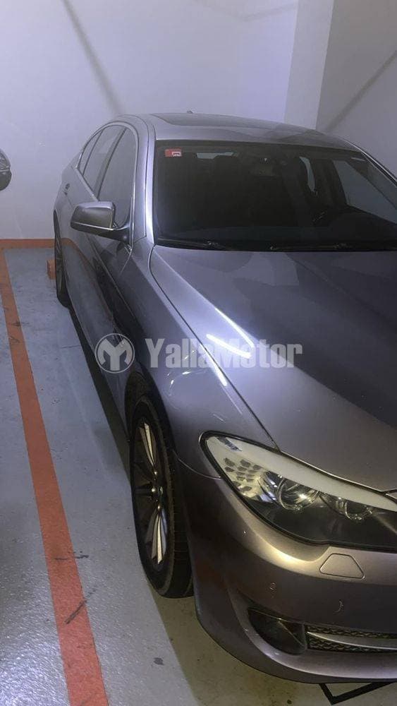 2012 BMW 5 Series Sedan thumbnail 3