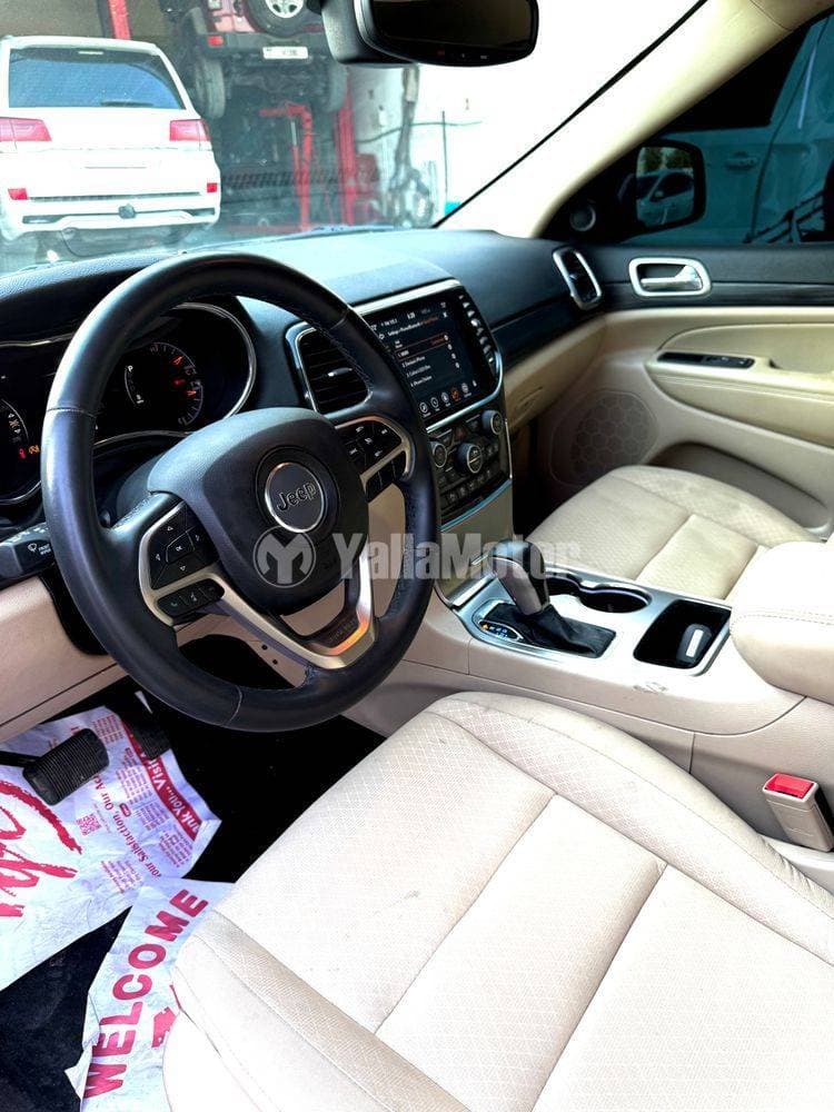 2022 Jeep Grand Cherokee thumbnail 2