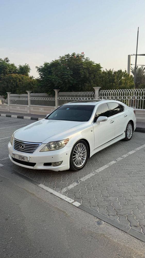 2010 Lexus LS460
