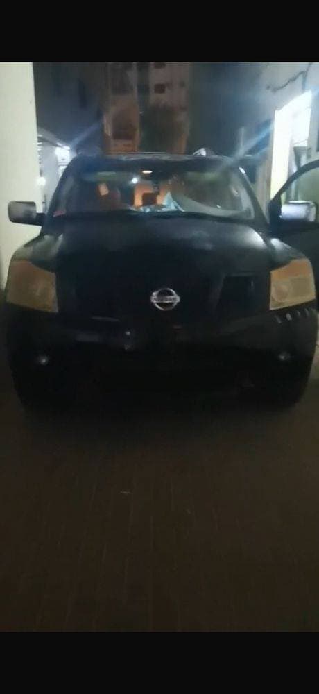 2009 Nissan Armada thumbnail 3