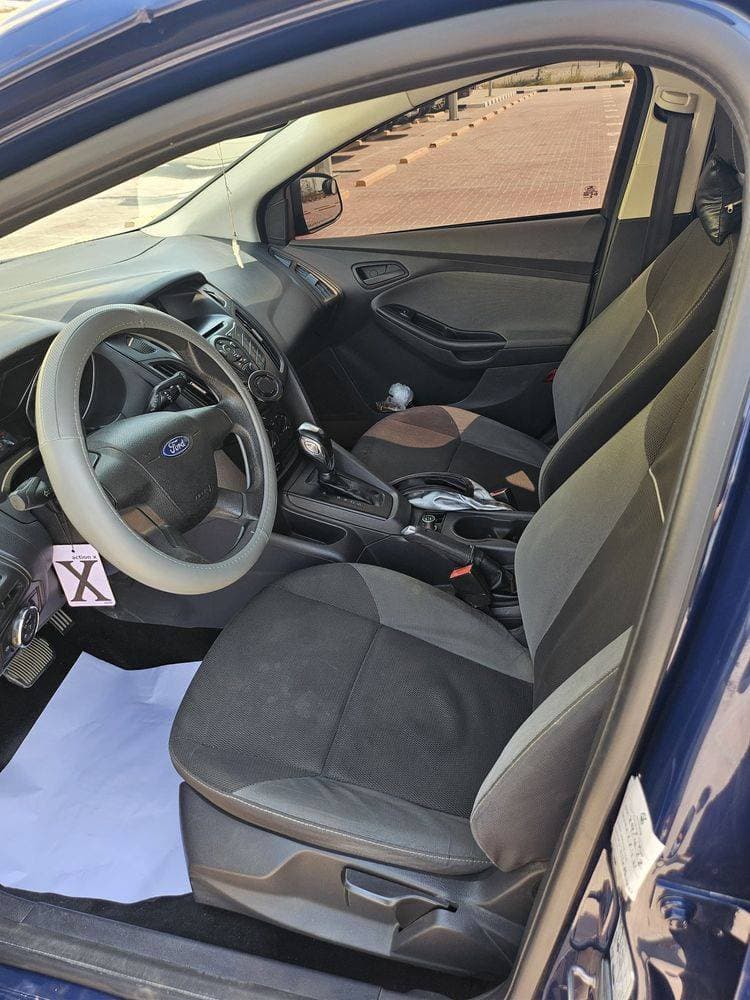 2013 Ford Focus thumbnail 4