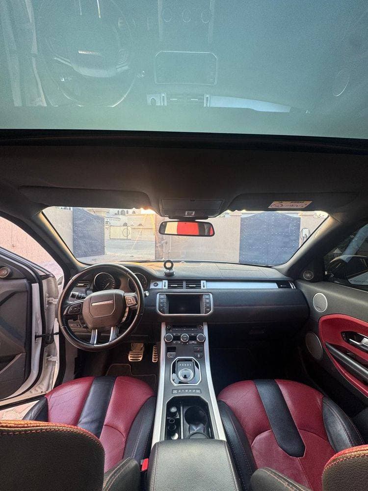 2014 Land Rover Range Rover Evoque thumbnail 3