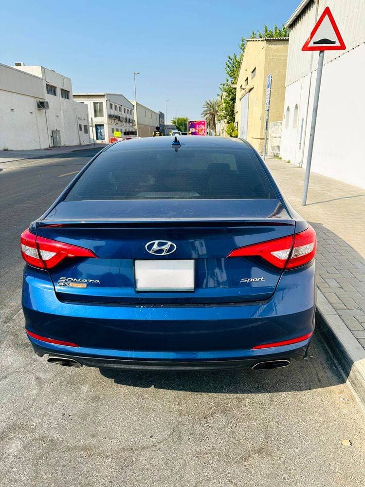 2017 Hyundai Sonata thumbnail 3