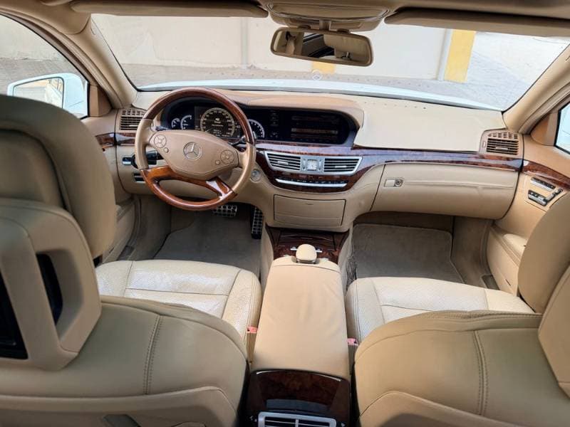 2011 Mercedes-Benz S-Class thumbnail 4