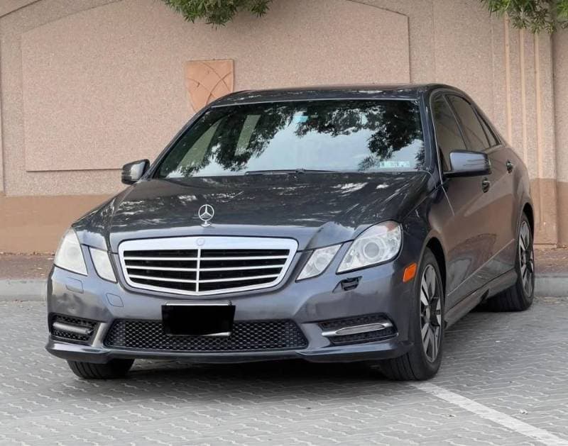 2013 Mercedes-Benz 300/350/380 thumbnail 2