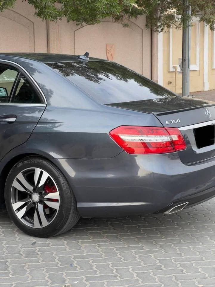 2013 Mercedes-Benz 300/350/380 thumbnail 6