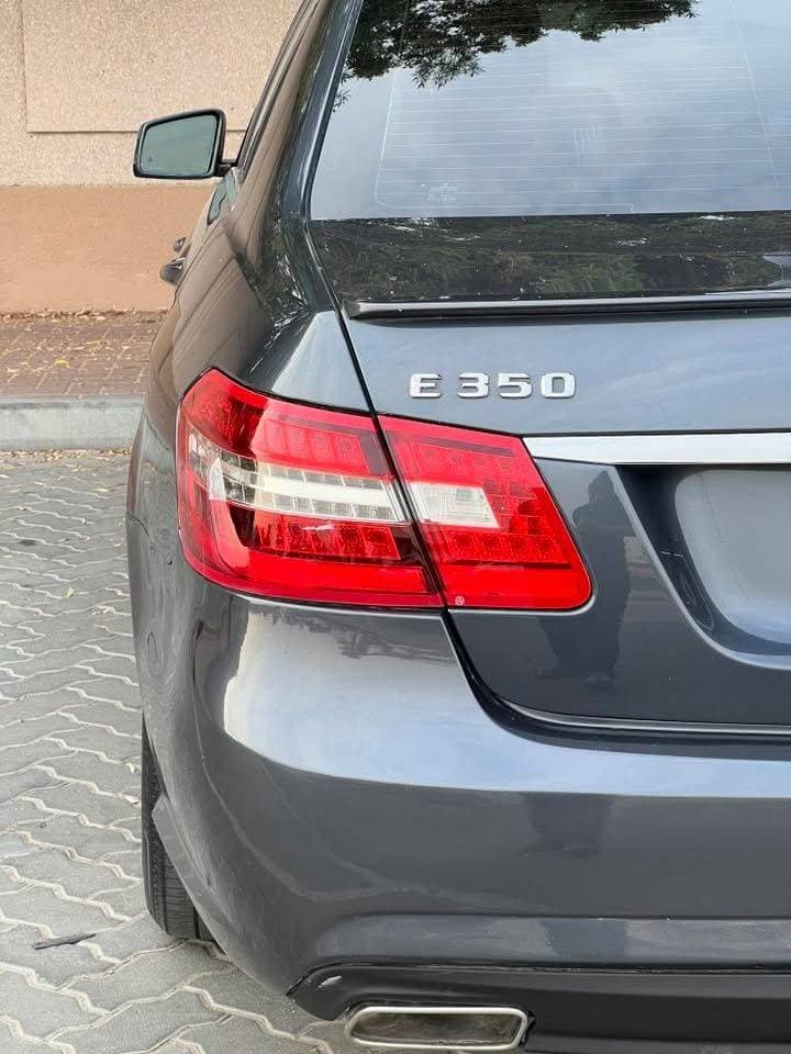 2013 Mercedes-Benz 300/350/380 thumbnail 7