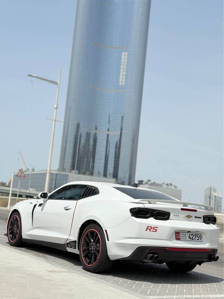 2020 Chevrolet Camaro Coupe thumbnail 2