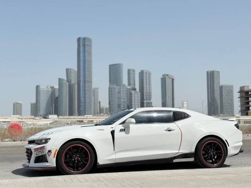 2020 Chevrolet Camaro Coupe thumbnail 6